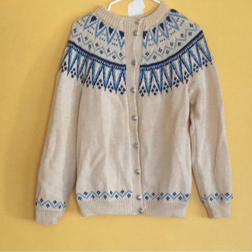 Vintage Lulle Otterstad Handmade 100% Wool Cardigan.